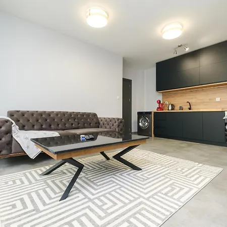 Apartmán Quiet & Comfy 1br In The Heart Of With Private Balcony *