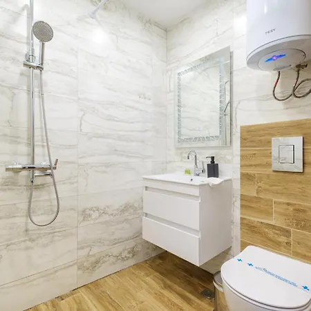 Quiet & Comfy 1br In The Heart Of With Private Balcony Lejlighed *